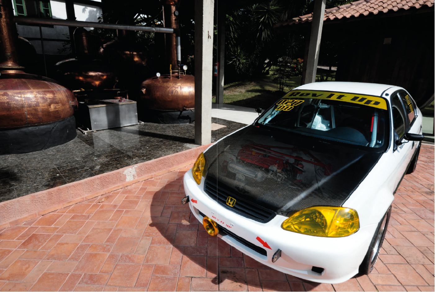 Honda preparado em projeto da Rev It Up